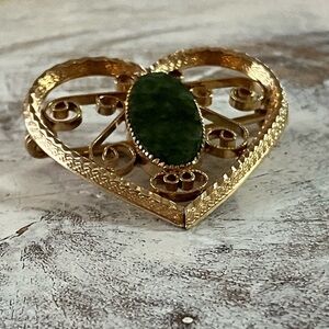 DCE Curtis Vintage 1/20 14 Kt Gold Filled Heart Pin Pendant Green Natural Stone